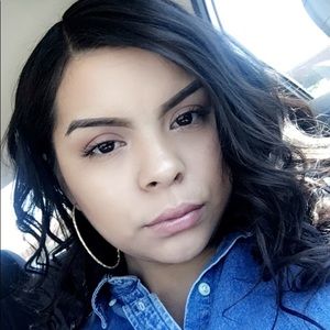 Meet your Posher, Jessica